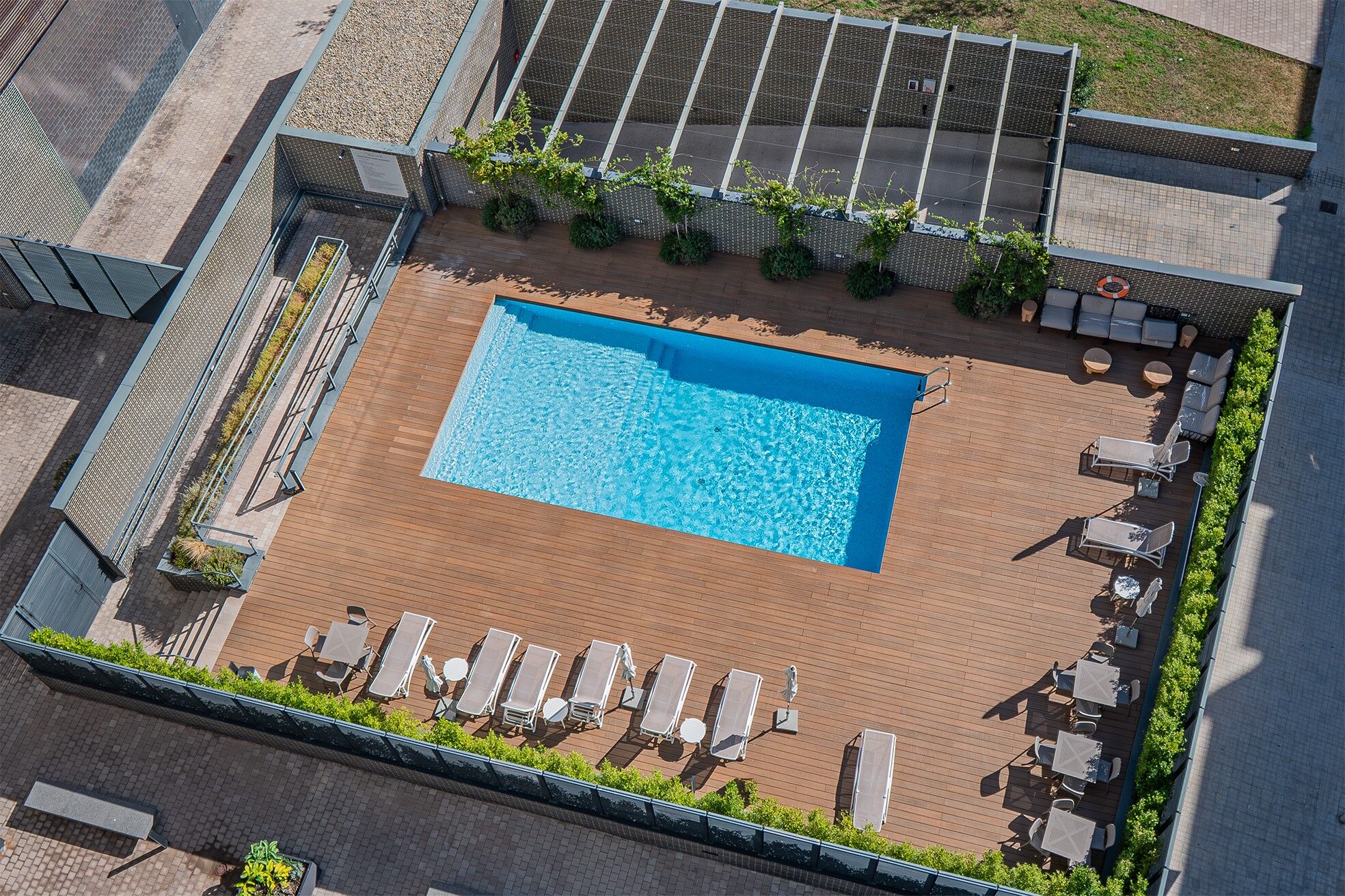 New development penthouse with parking, storage room, and communal swimming pool