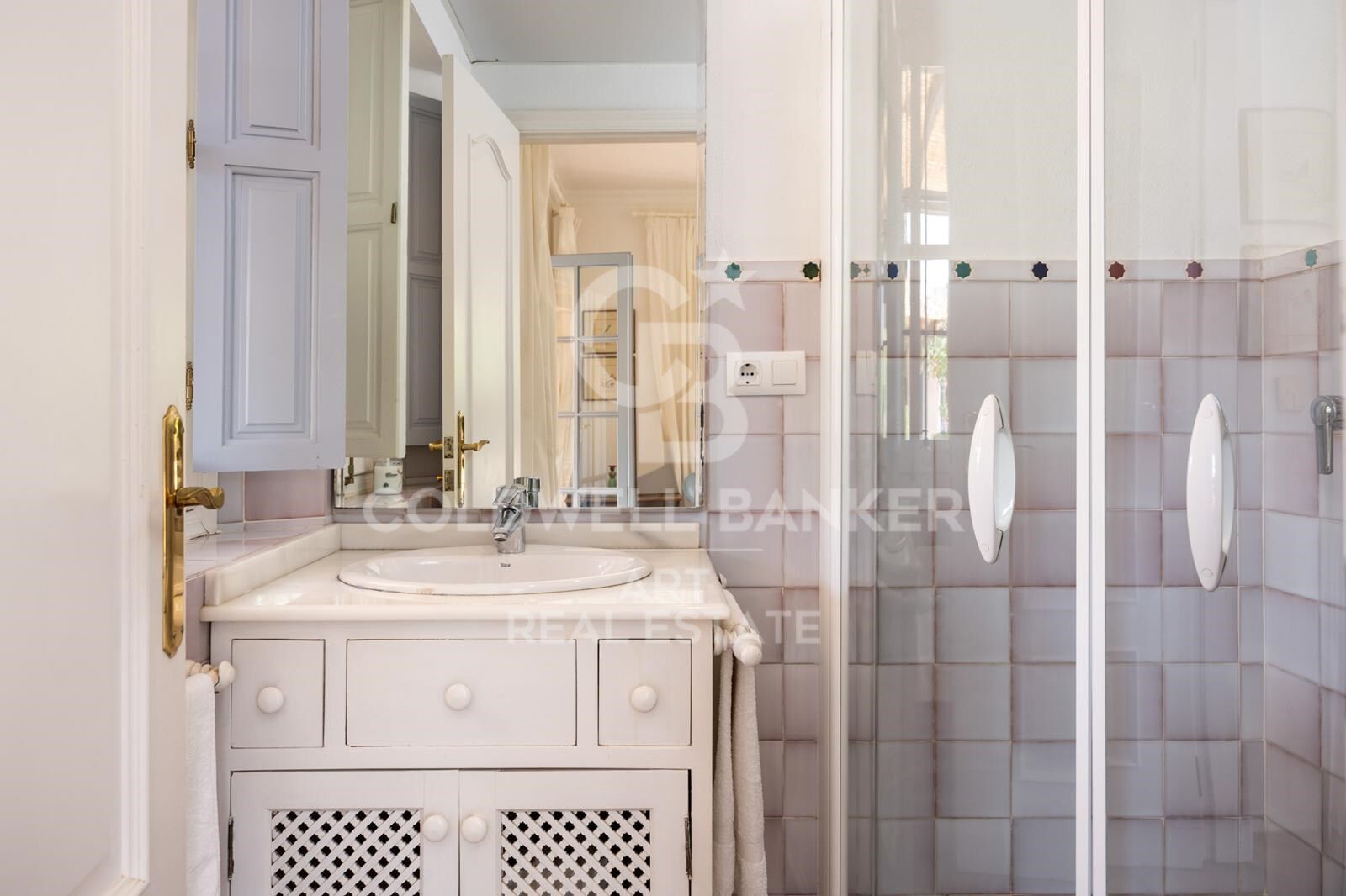 Zeitlose andalusische Luxusimmobilie in Marbella, Nueva Andalucía