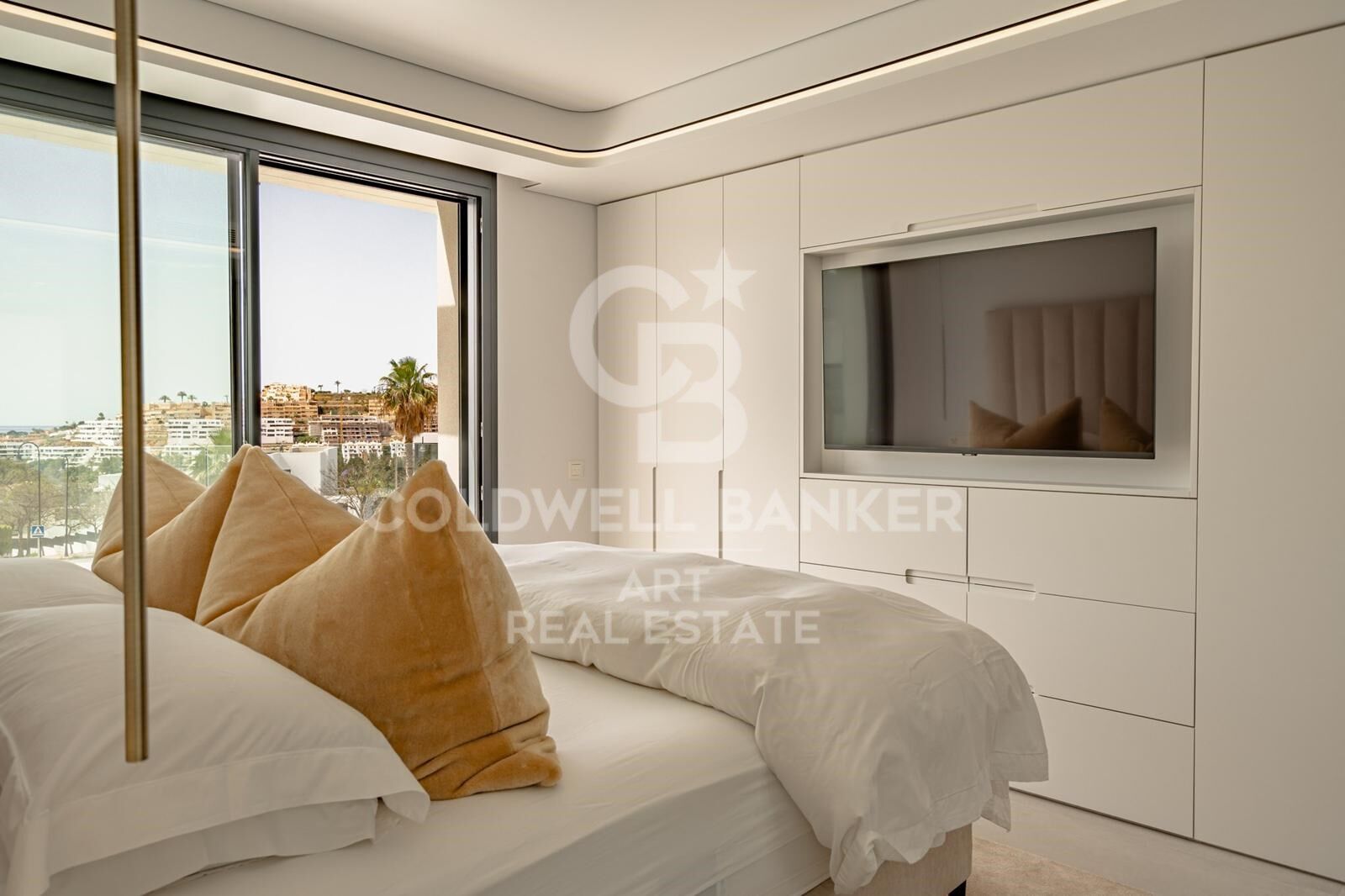 Elegant contemporary villa in La Cala de Mijas, Costa del Sol