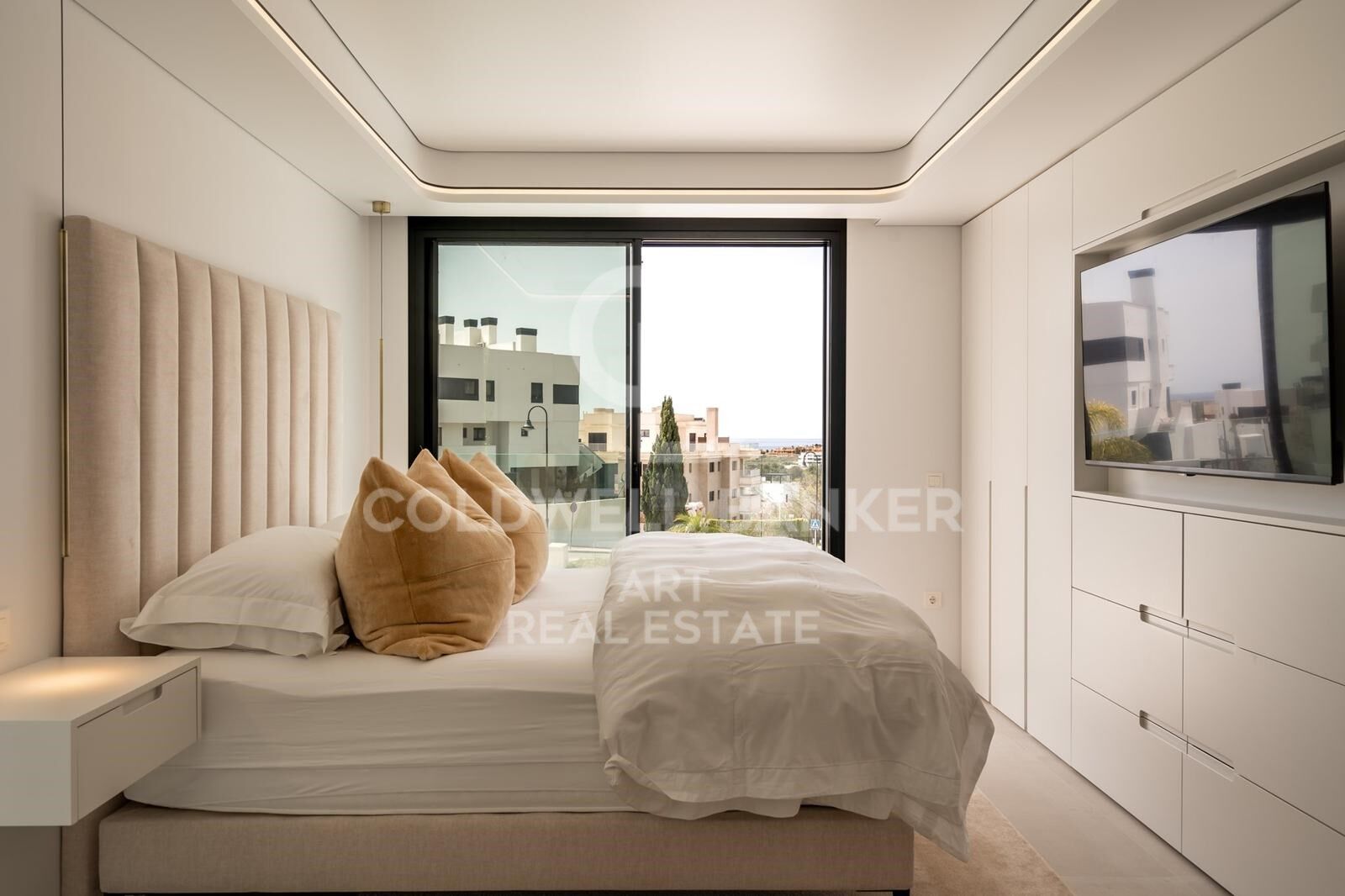 Elegant contemporary villa in La Cala de Mijas, Costa del Sol