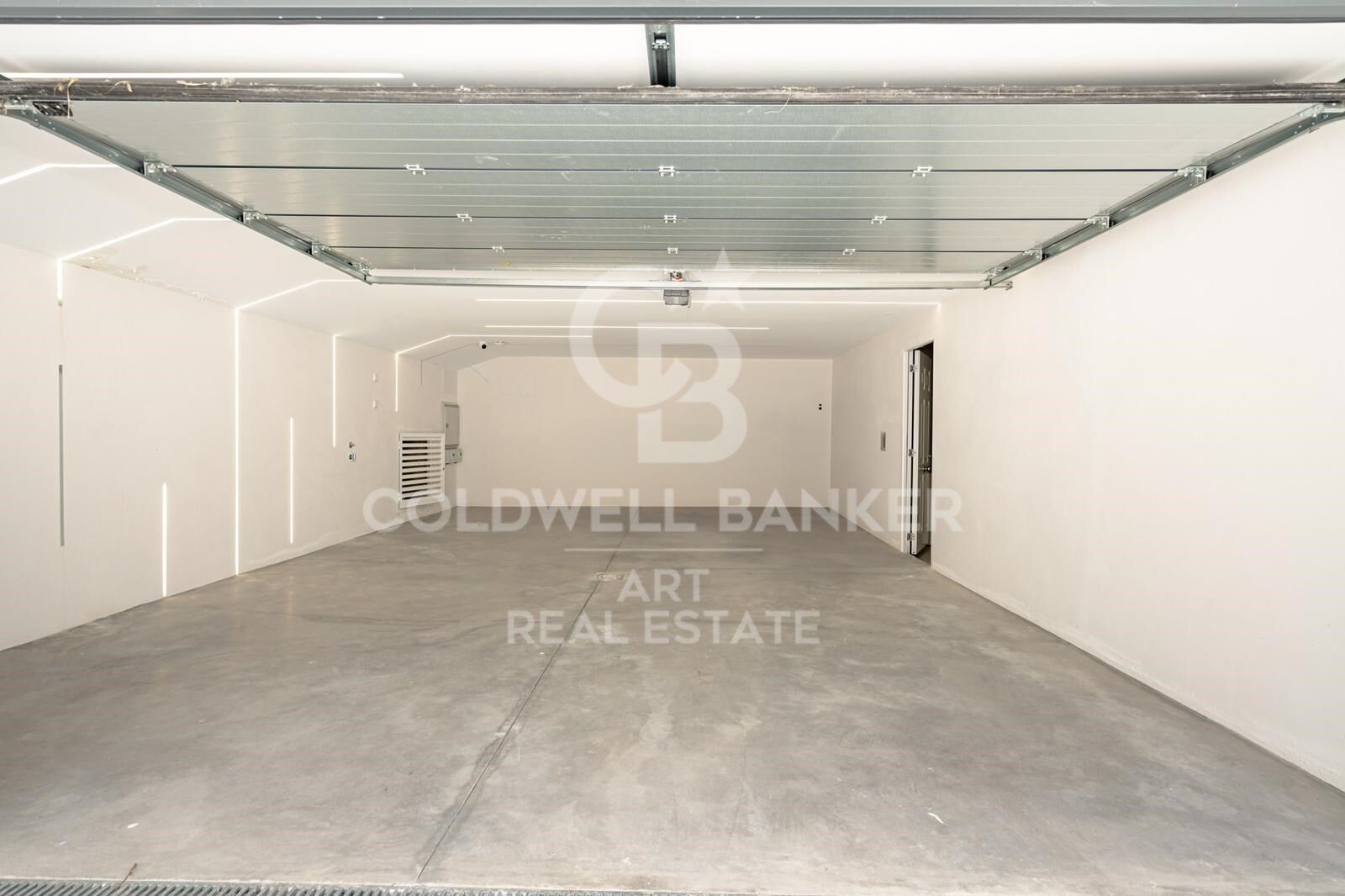 Elegant contemporary villa in La Cala de Mijas, Costa del Sol