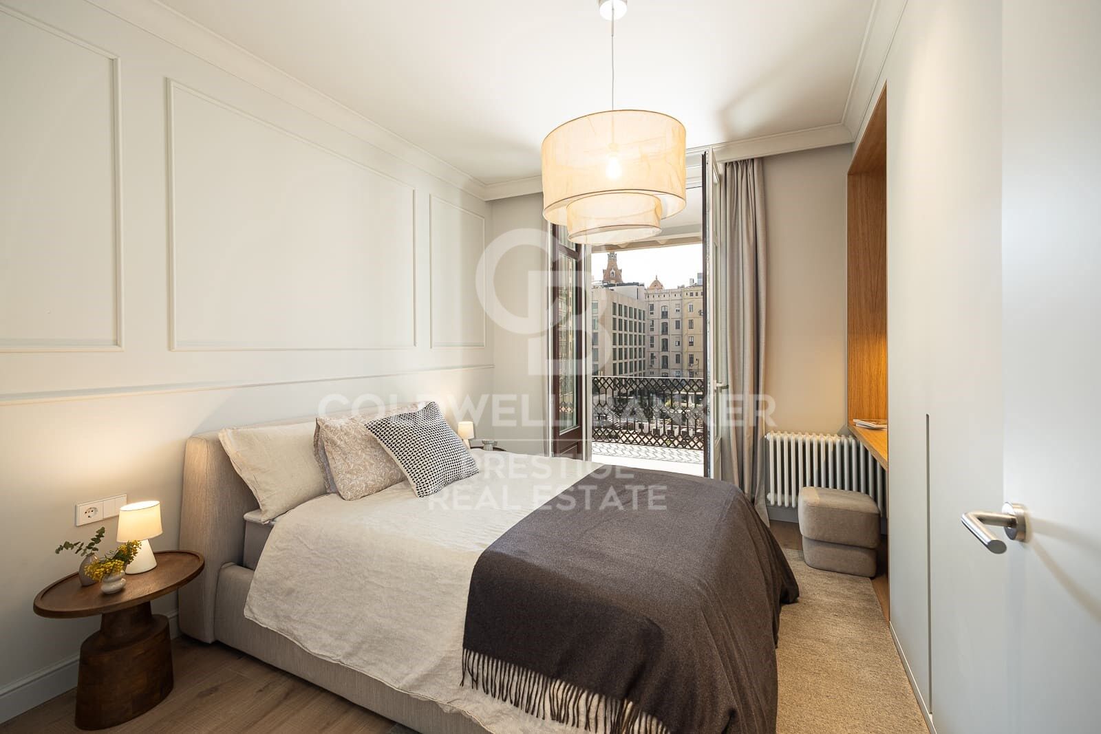 Appartement rénové avec terrasse à vendre dans le quartier de l'Eixample Derecho - Rue Pau Claris