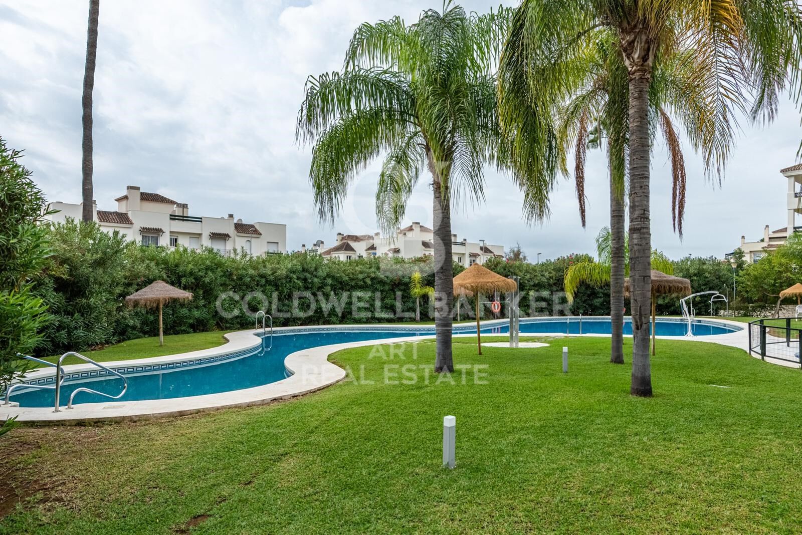 Elegant 2-Bedroom Apartment in Nueva Andalucía, Marbella