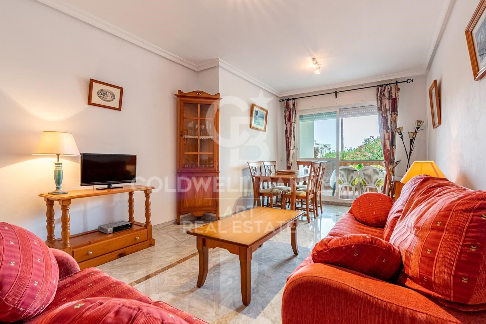 Elegant 2-Bedroom Apartment in Nueva Andalucía, Marbella