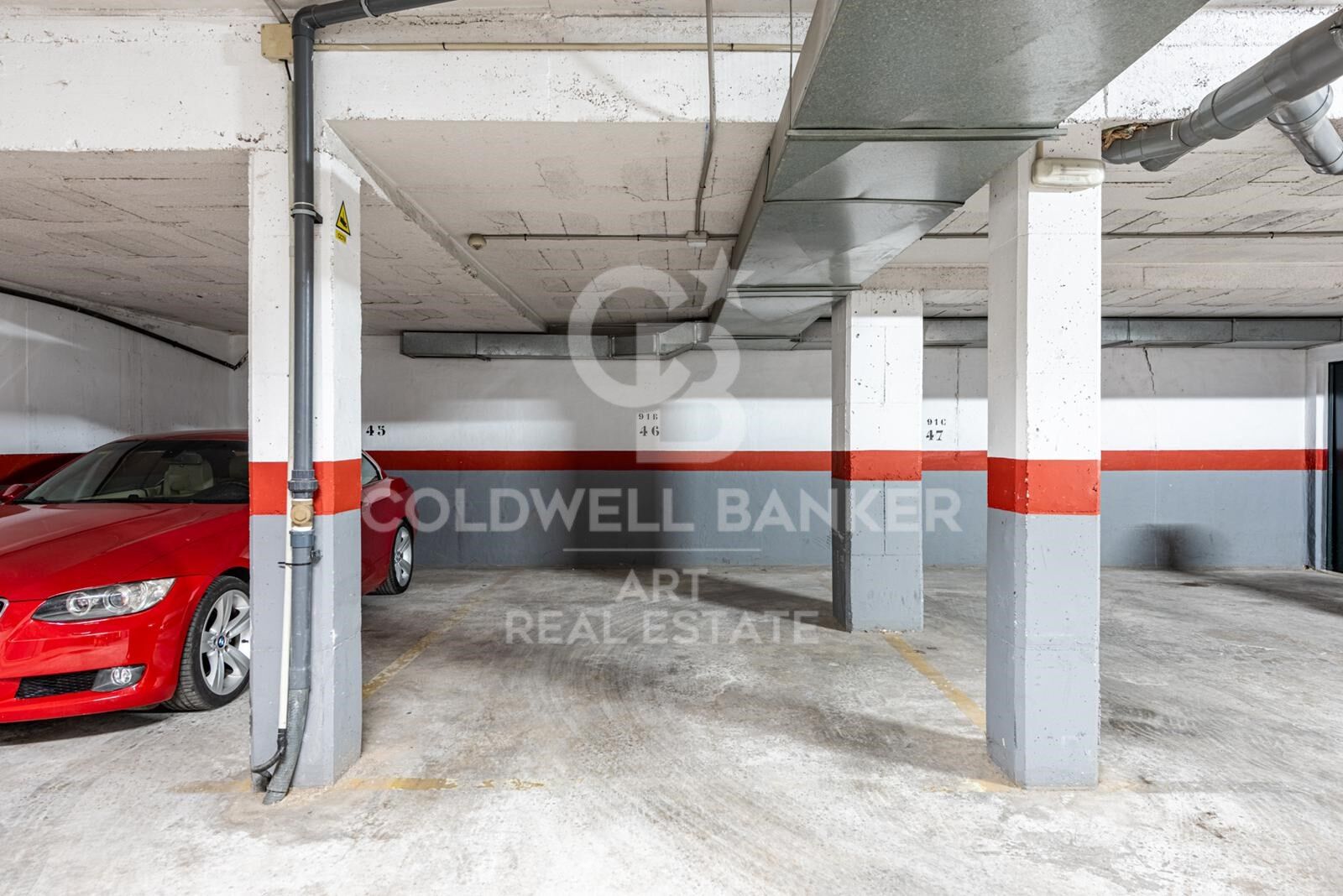 Elegant 2-Bedroom Apartment in Nueva Andalucía, Marbella