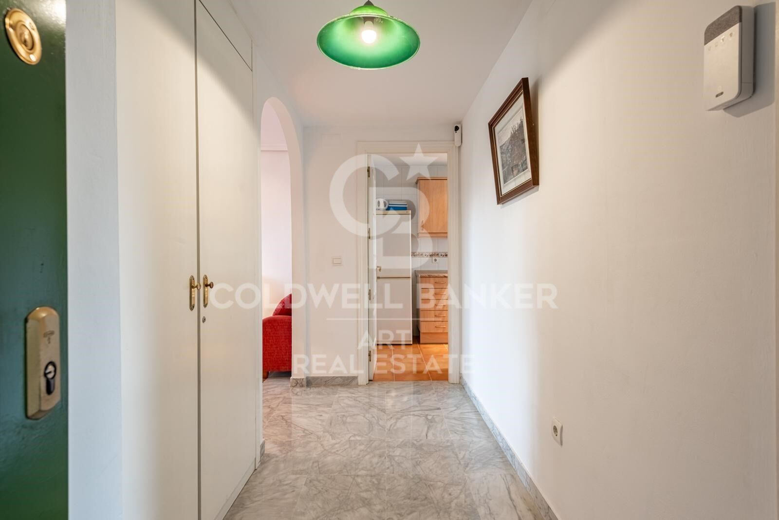 Elegant 2-Bedroom Apartment in Nueva Andalucía, Marbella