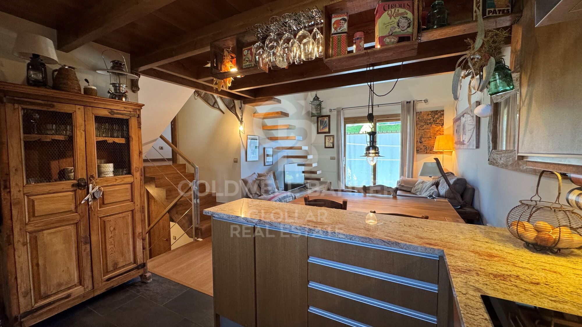 House 3 Bedrooms Sale Osséja