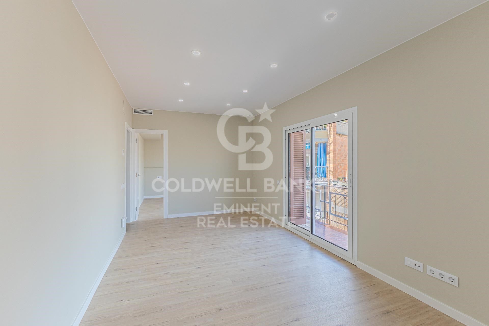 Flat 3 Bedrooms Sale Barcelona