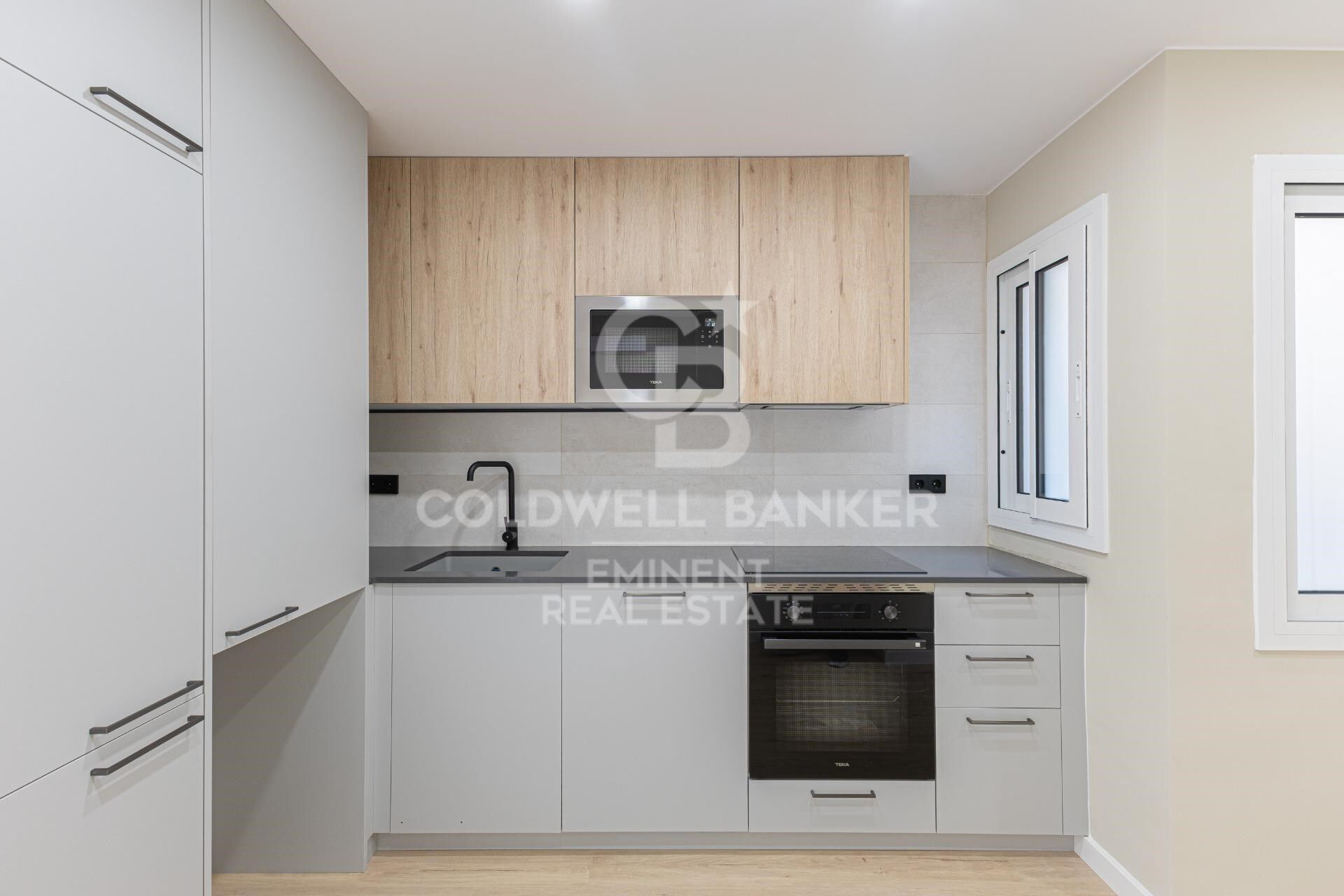 Flat 3 Bedrooms Sale Barcelona