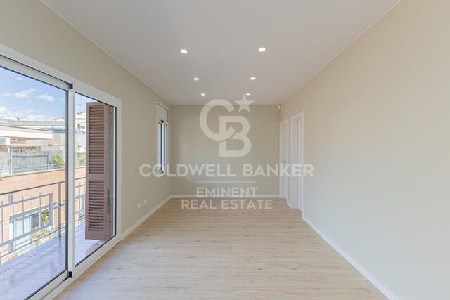 Flat 3 Bedrooms Sale Barcelona