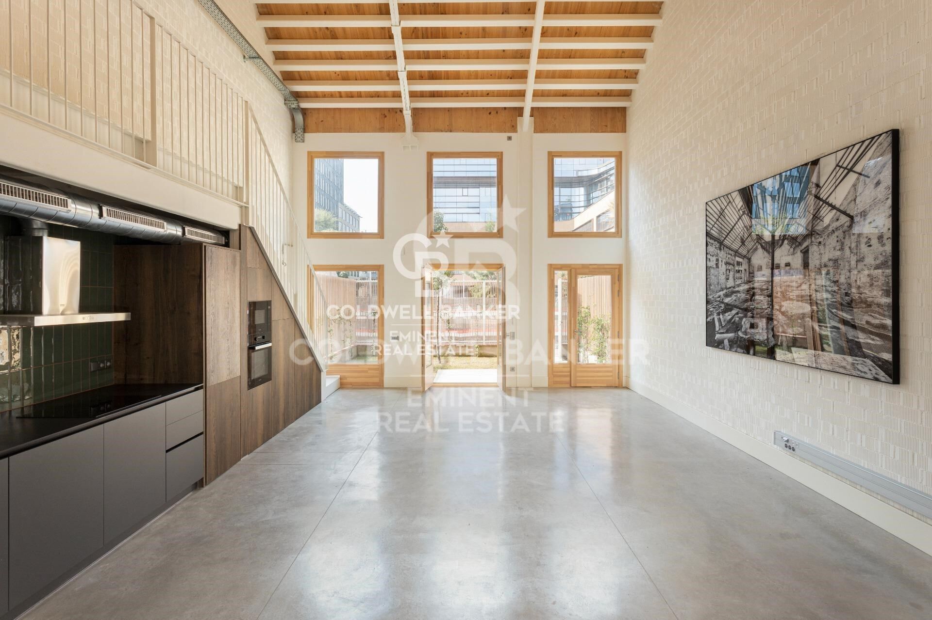 Duplex Loft with Private Garden in Nave C - Can Ricart Lofts