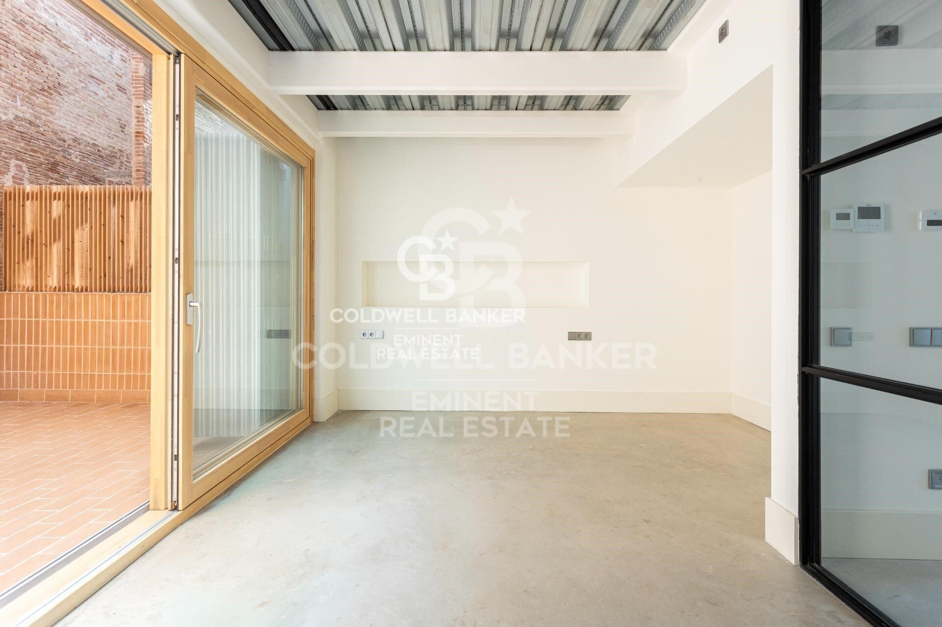 Duplex Loft with Private Garden in Nave C - Can Ricart Lofts