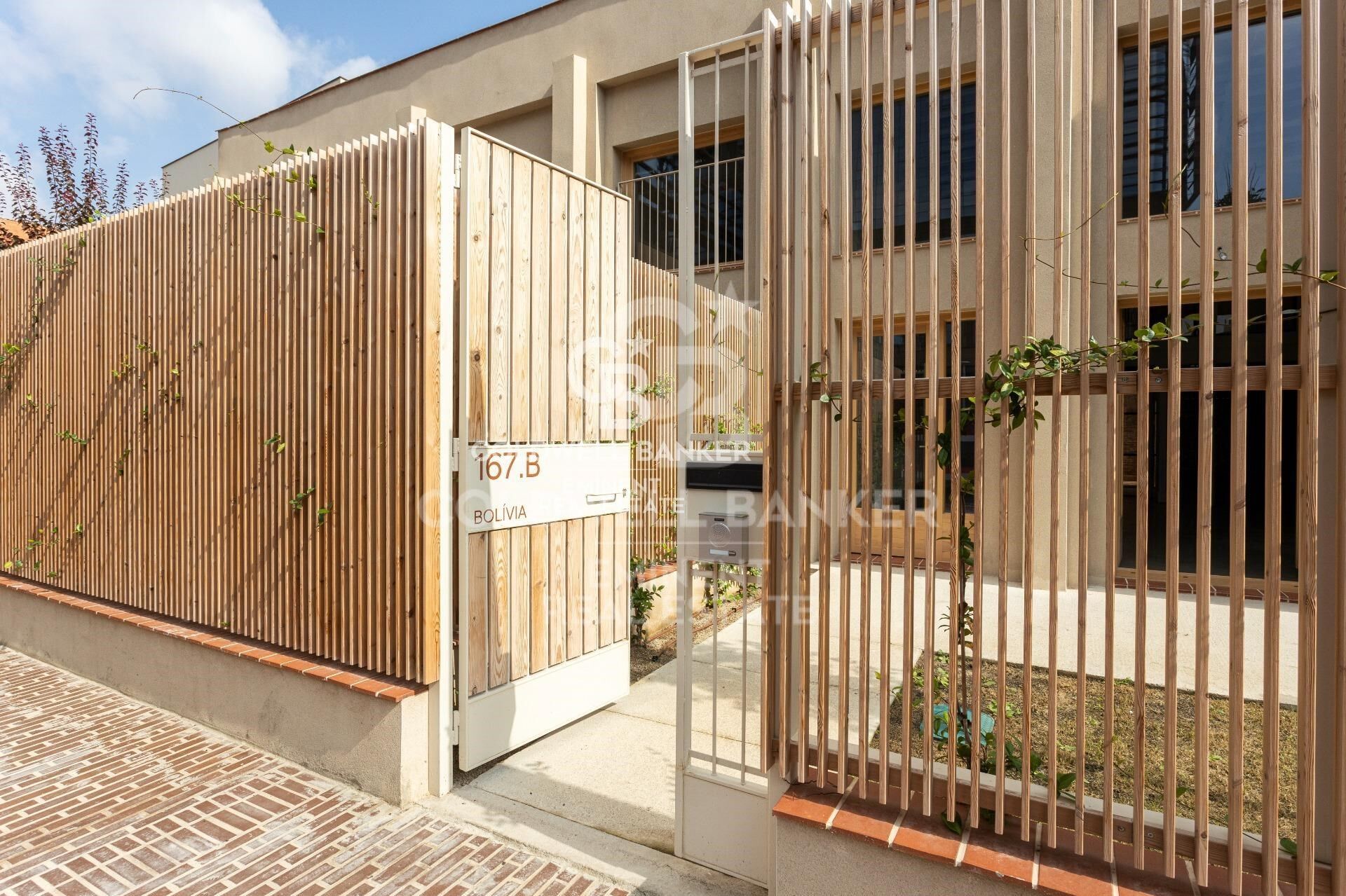 Duplex-Loft mit privatem Garten in der Nave C - Can Ricart Lofts