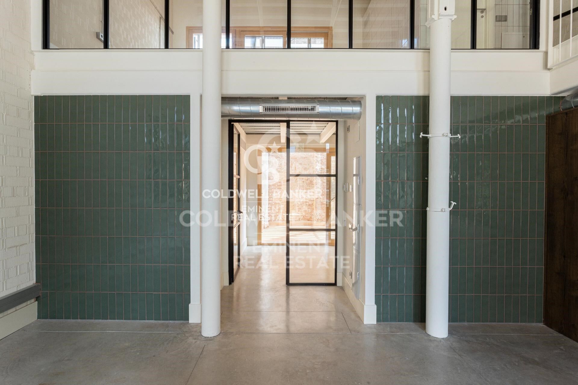 Duplex-Loft mit privatem Garten in der Nave C - Can Ricart Lofts