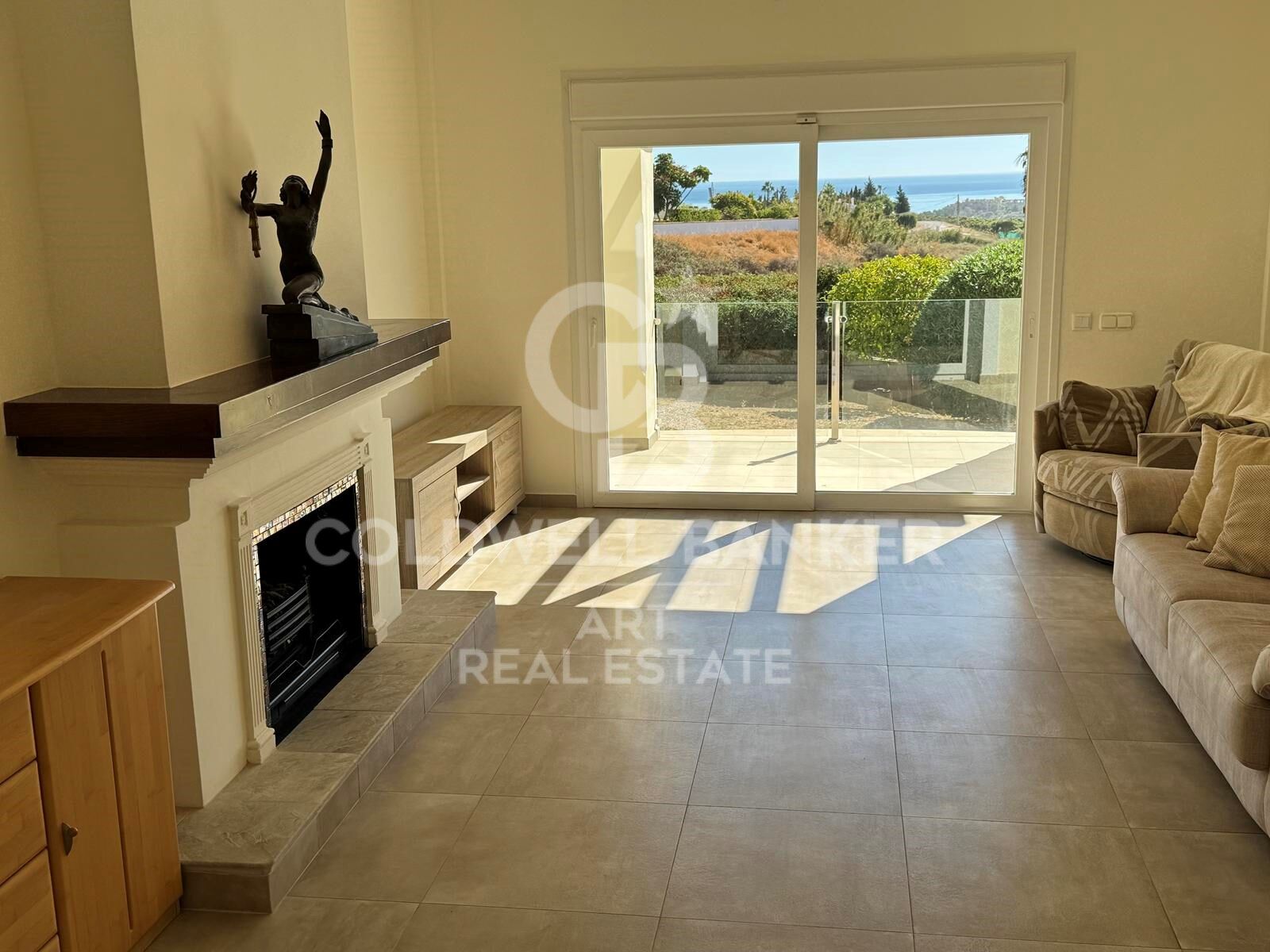 Elegant Mediterranean home with panoramic sea views in Puerto Romano, Estepona