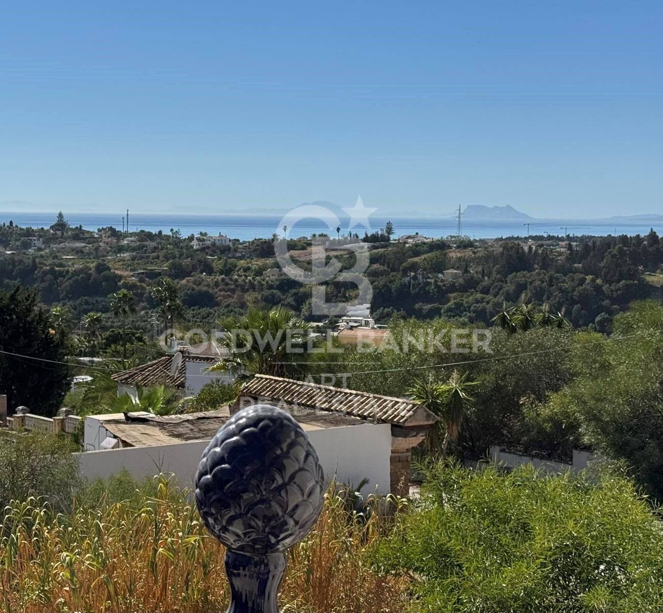 Elegant Mediterranean home with panoramic sea views in Puerto Romano, Estepona