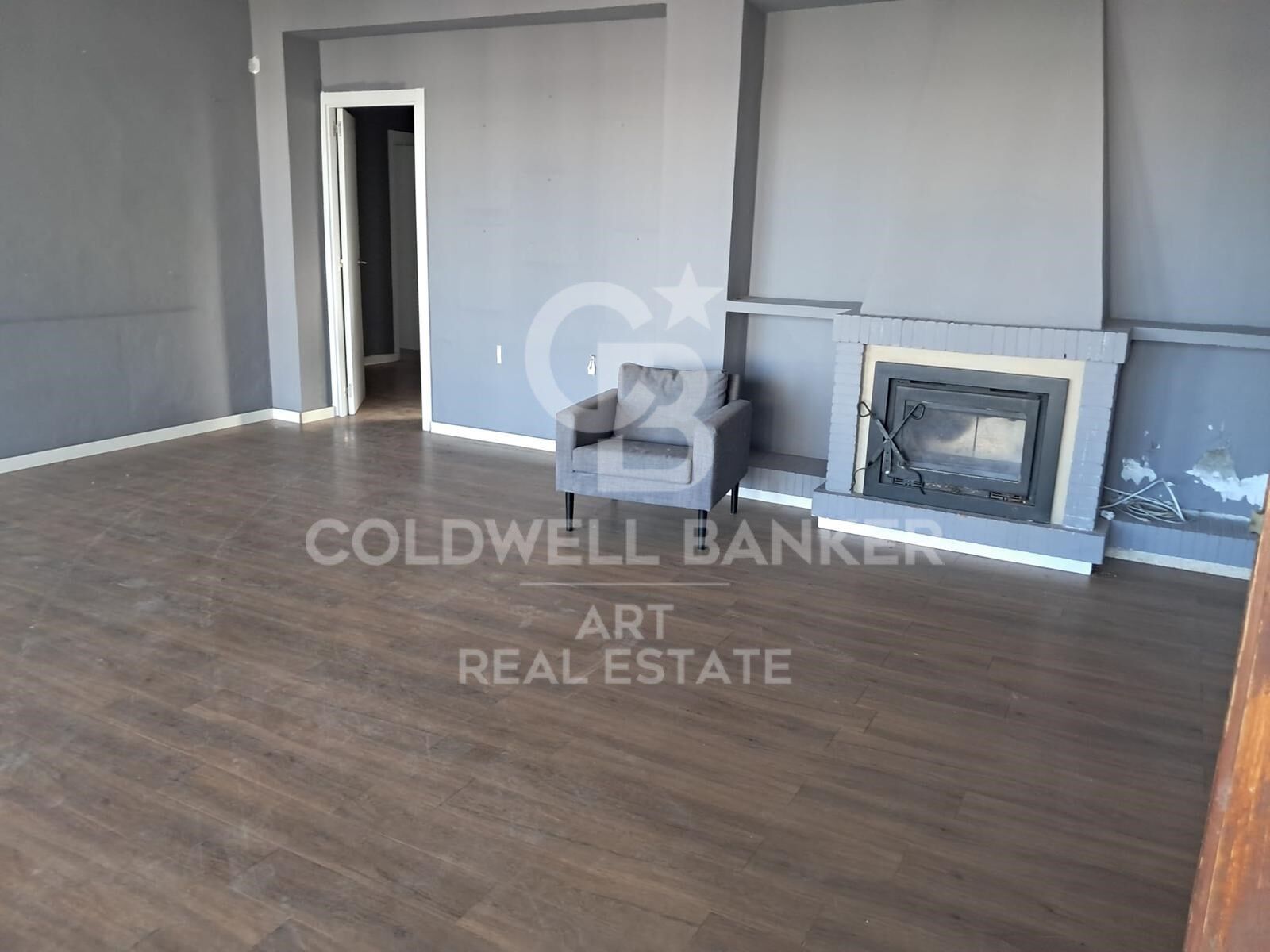 Investment potential: villa to reform or rebuild in El Paraíso Medio, Estepona