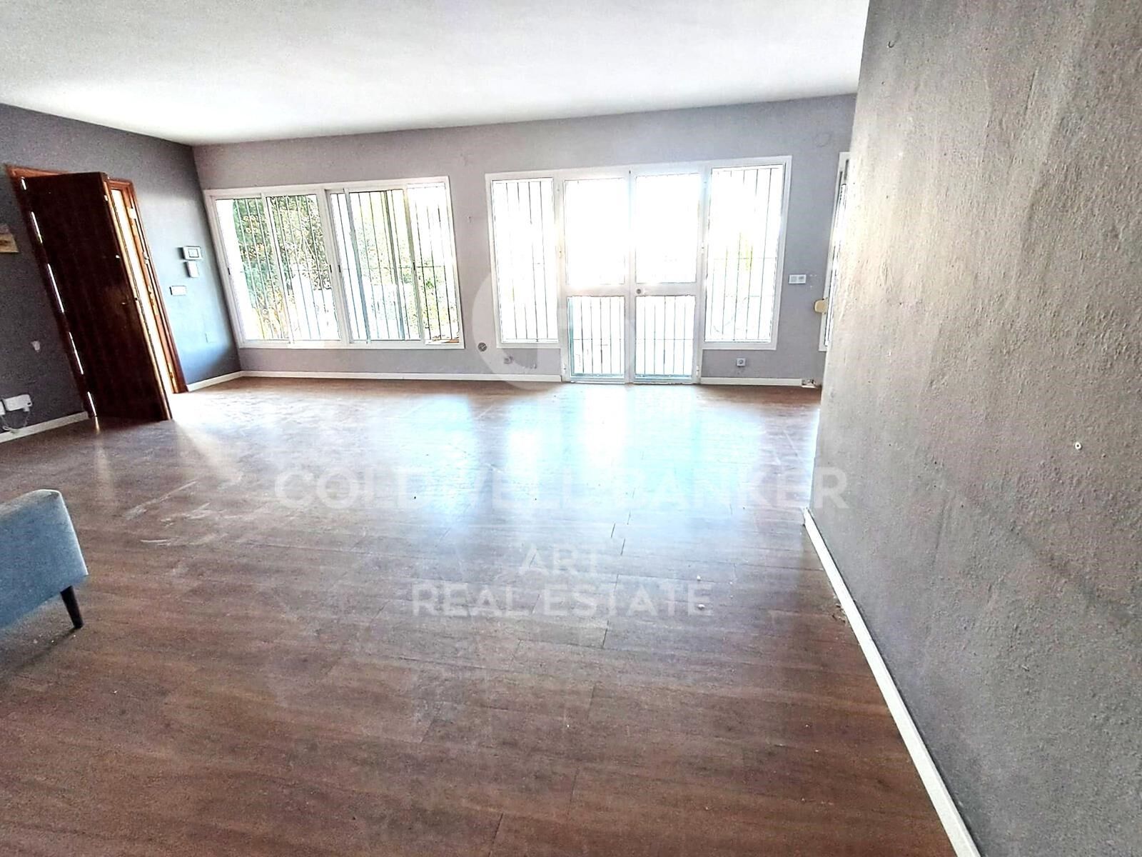 Investment potential: villa to reform or rebuild in El Paraíso Medio, Estepona