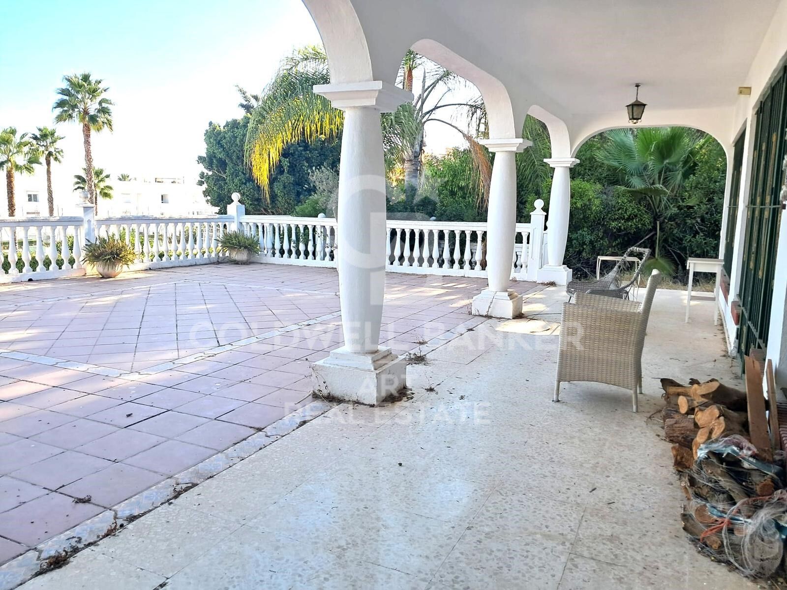Investment potential: villa to reform or rebuild in El Paraíso Medio, Estepona