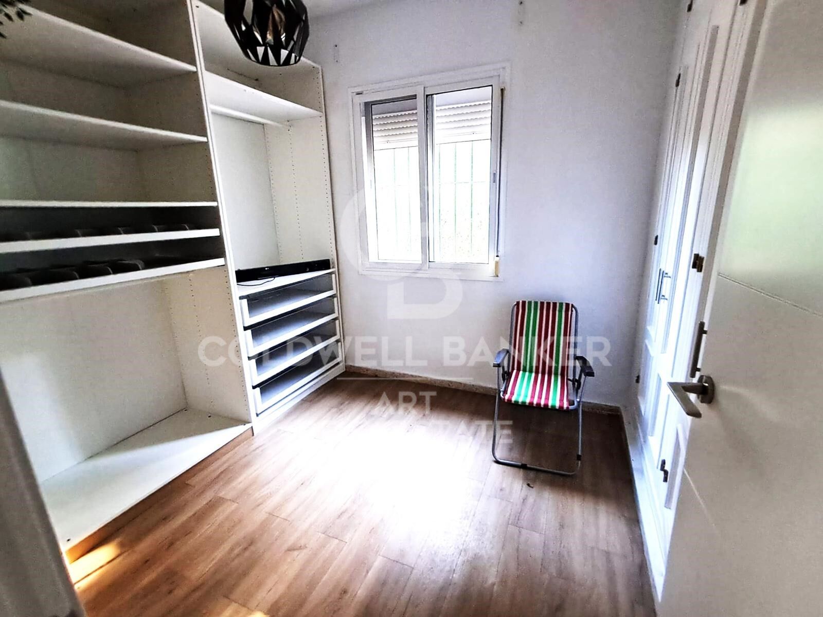 Investment potential: villa to reform or rebuild in El Paraíso Medio, Estepona