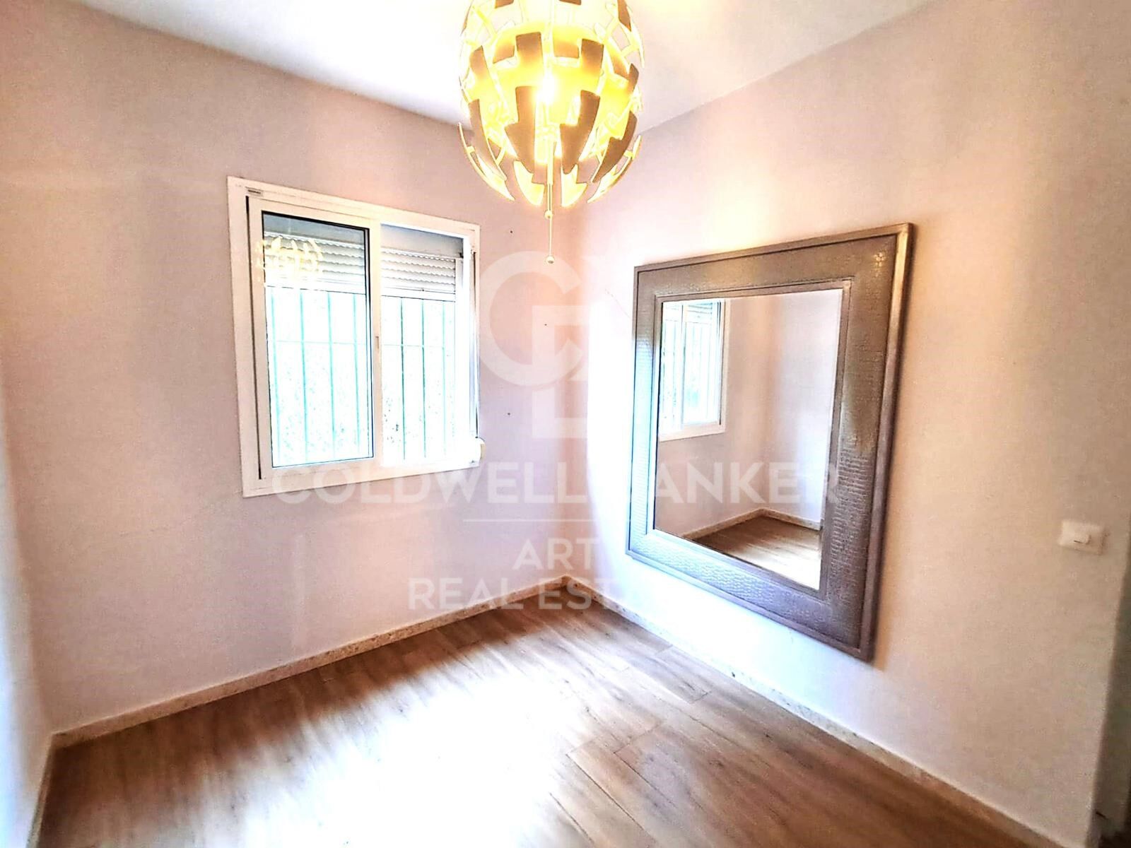 Investment potential: villa to reform or rebuild in El Paraíso Medio, Estepona