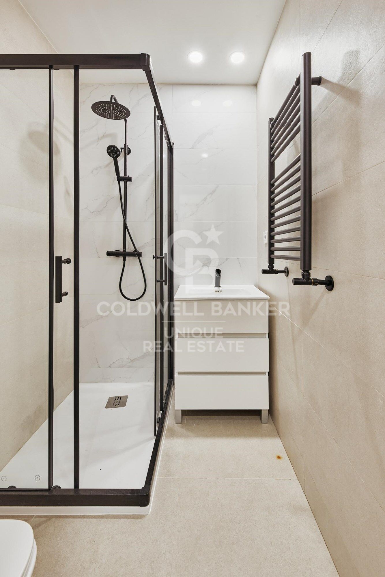 Charming 2-Bedroom Apartment in Arapiles, Madrid