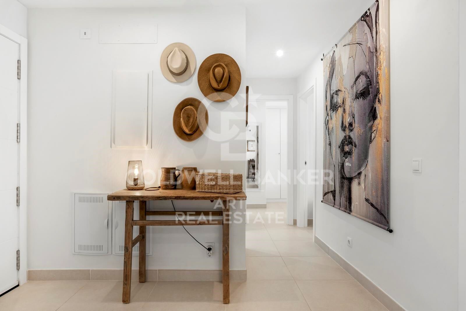 Elegant modern apartment with private garden in Mirador del Golf, Estepona