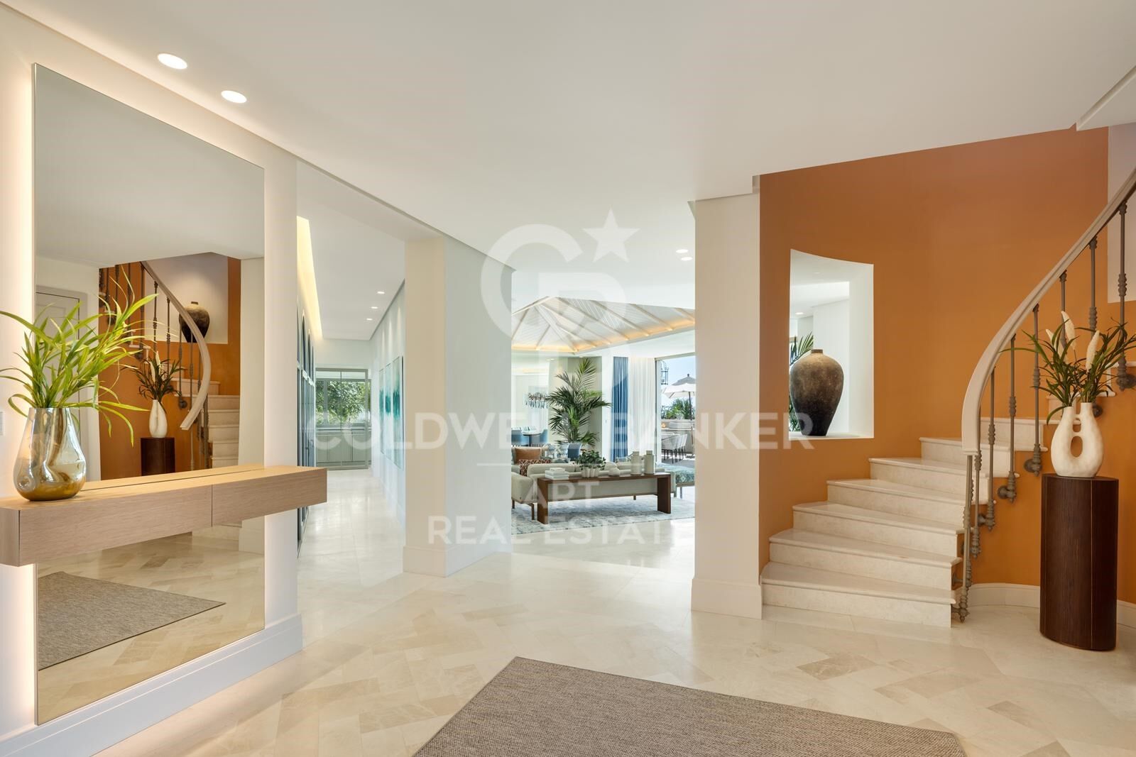 Elegante villa de estilo andaluz con lujo moderno en Monte Halcones, Benahavís