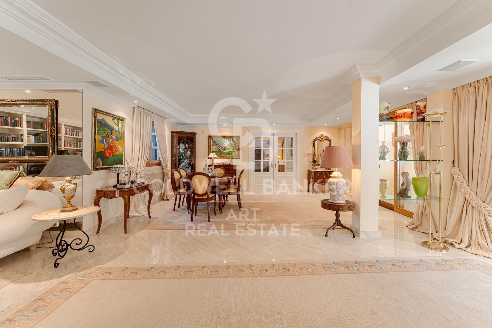 Elegante villa mediterránea en el corazón de Nueva Andalucía, Marbella