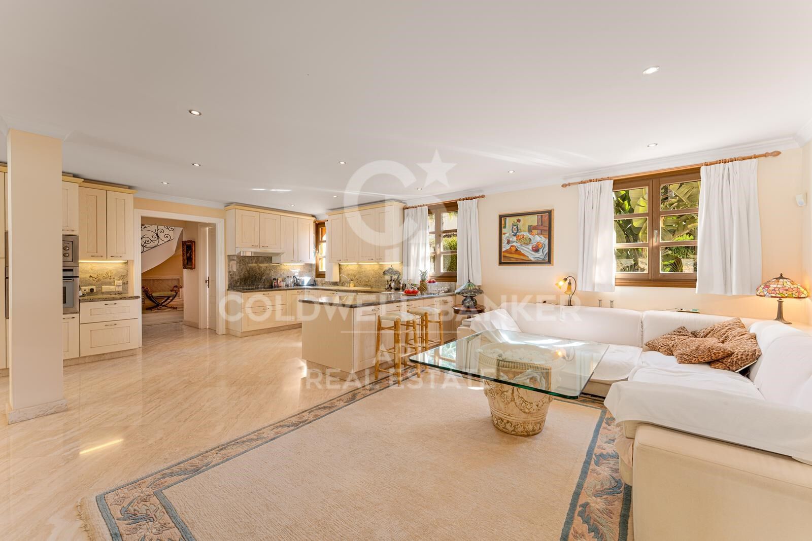 Elegante villa mediterránea en el corazón de Nueva Andalucía, Marbella