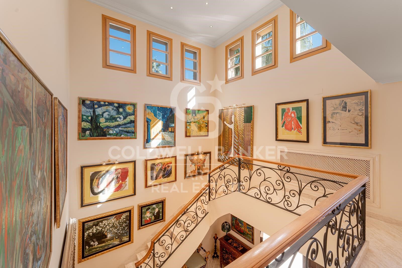 Elegante villa mediterránea en el corazón de Nueva Andalucía, Marbella