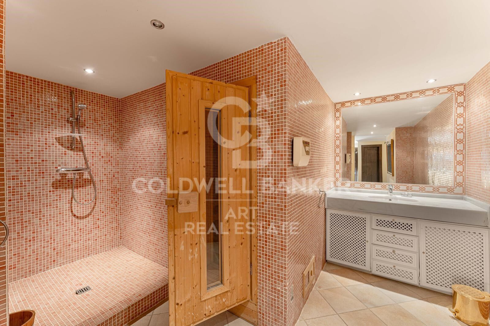 Elegant Mediterranean villa in the heart of Nueva Andalucía, Marbella