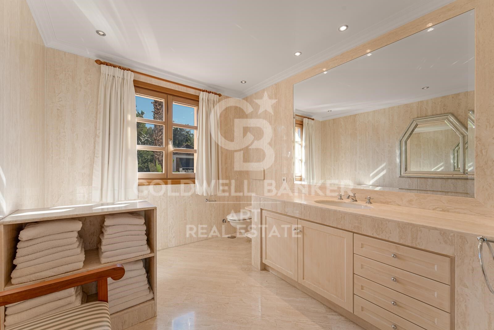 Elegant Mediterranean villa in the heart of Nueva Andalucía, Marbella