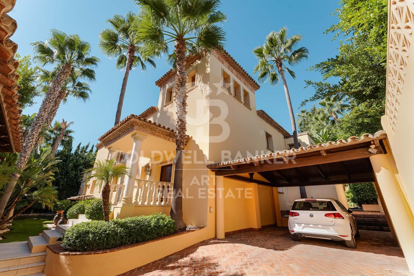 Elegante mediterrane Villa im Herzen von Nueva Andalucía, Marbella