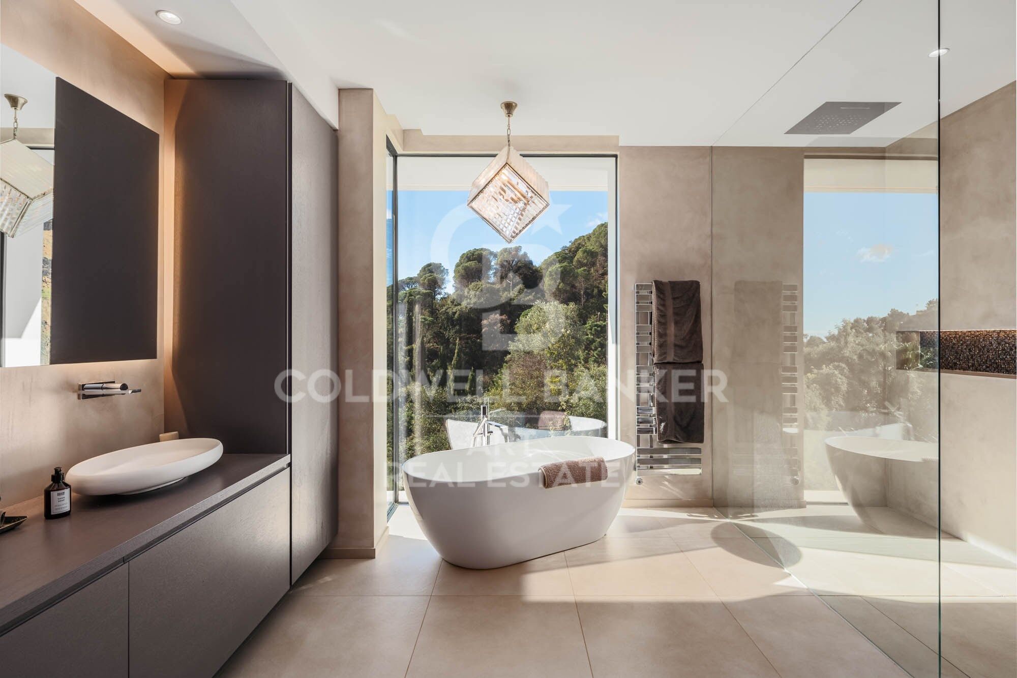 Villa de lujo en las colinas de El Madroñal, Benahavís