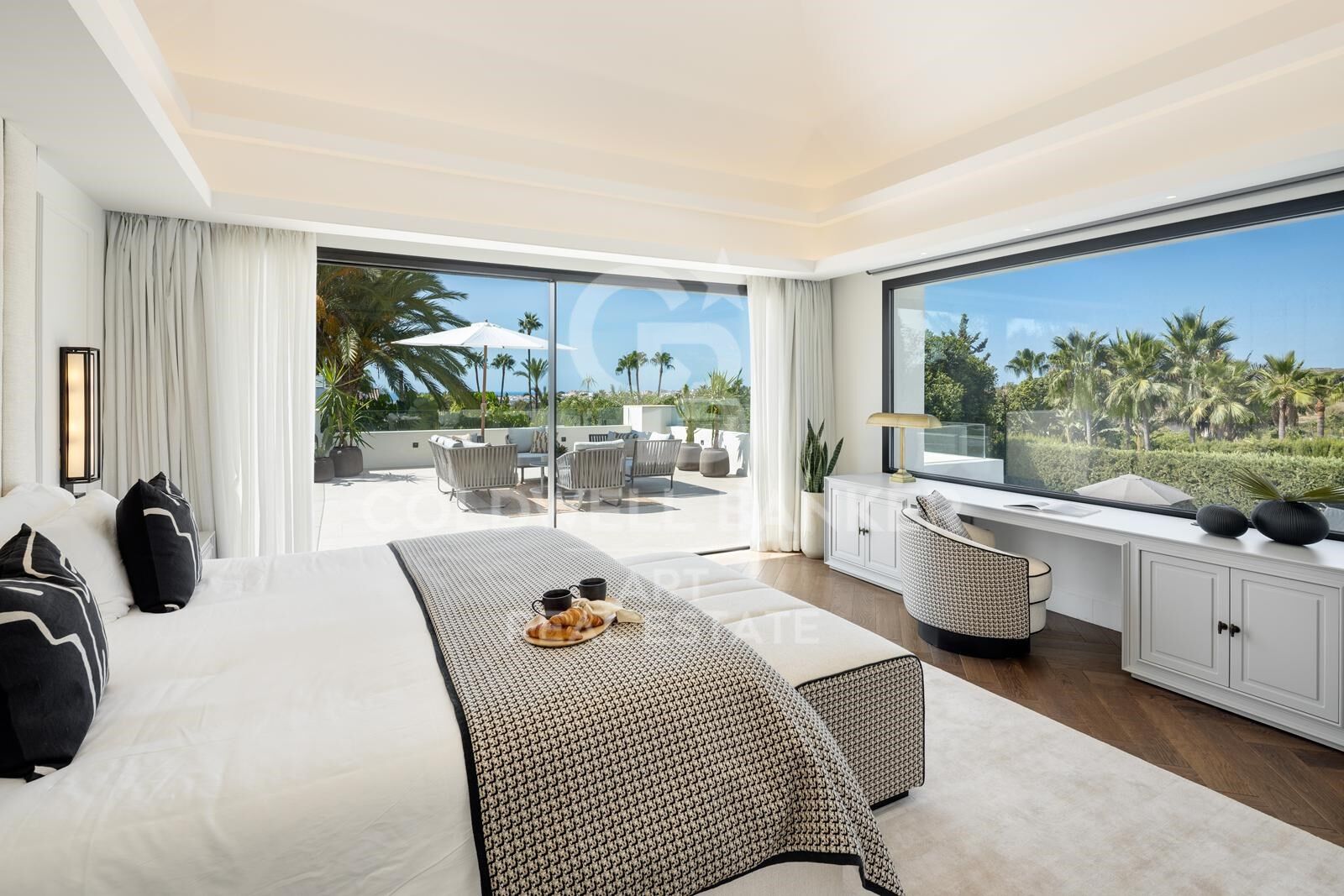 Elegant contemporary villa in the heart of Nueva Andalucía, Marbella