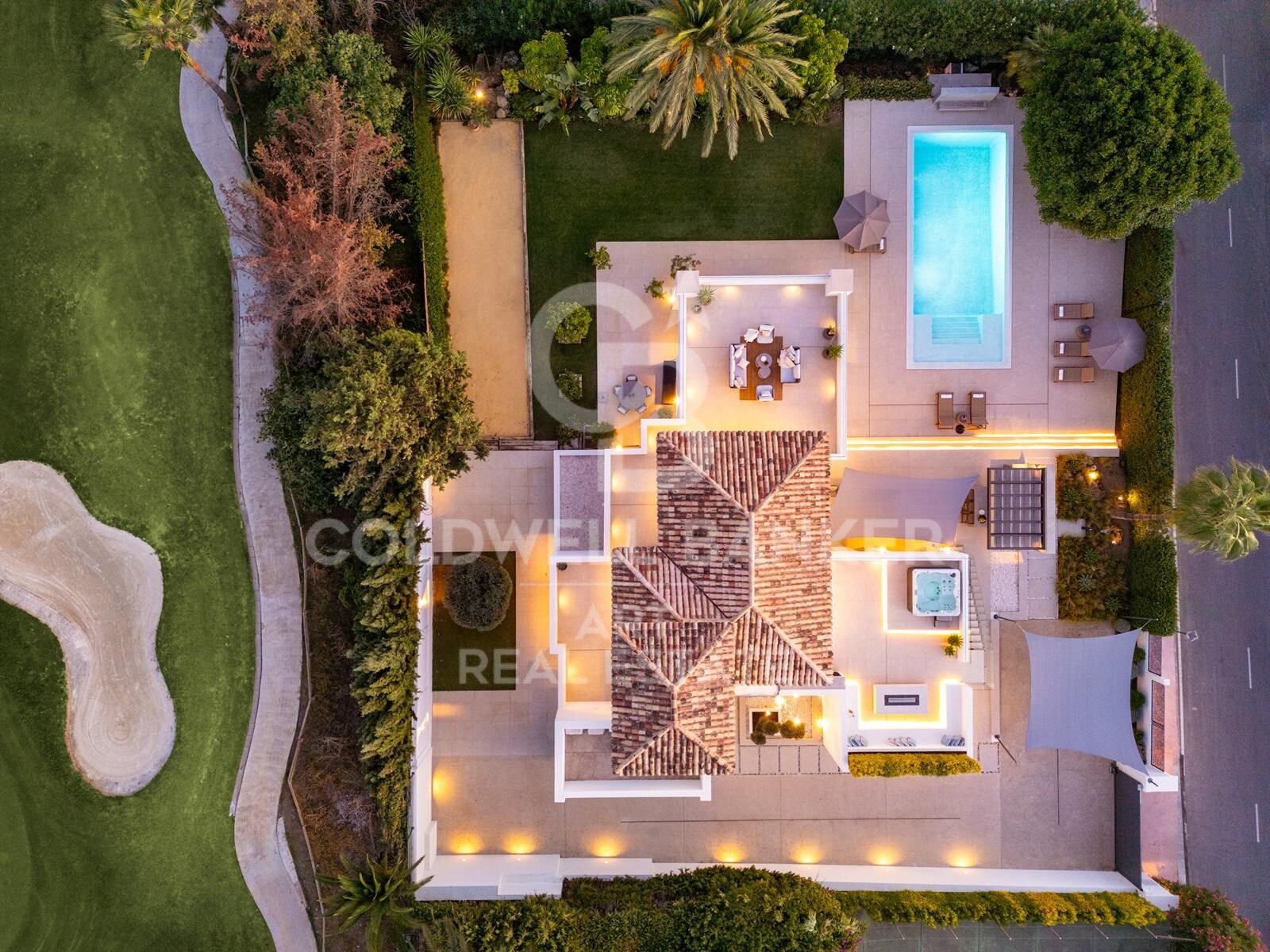 Elegant contemporary villa in the heart of Nueva Andalucía, Marbella