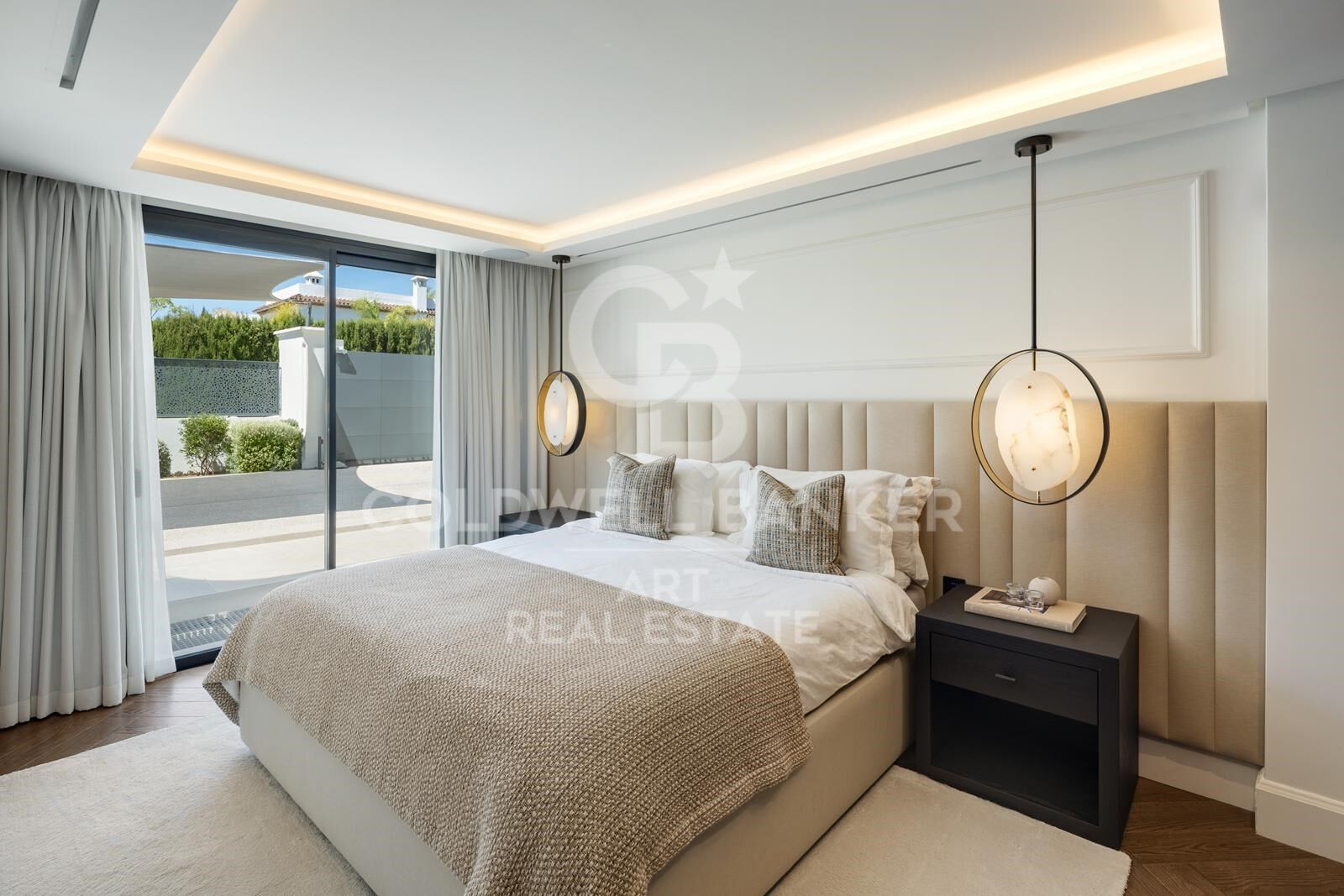 Moderne Luxusvilla im Herzen von Nueva Andalucía, Marbella
