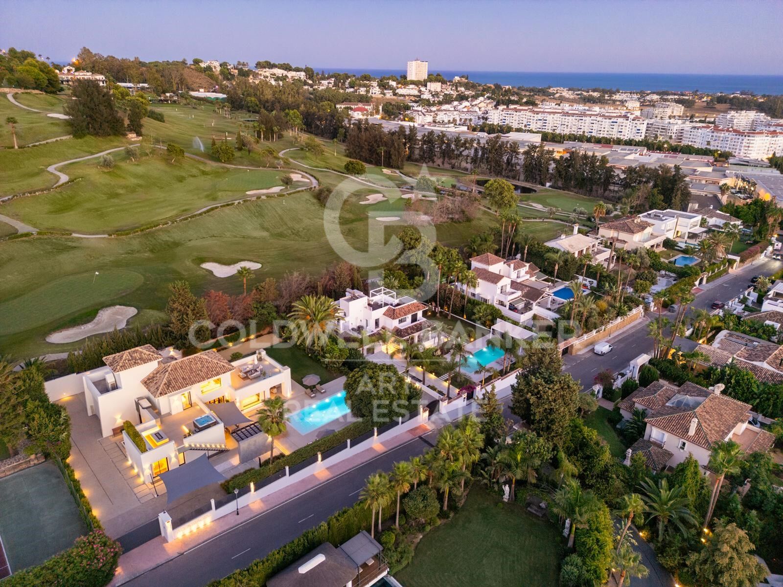 Villa contemporánea de lujo en el corazón de Nueva Andalucía, Marbella