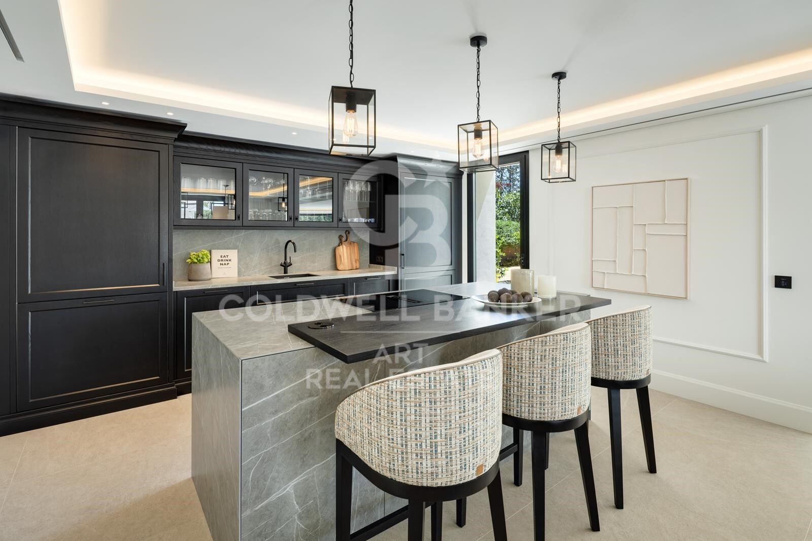 Villa contemporánea de lujo en el corazón de Nueva Andalucía, Marbella
