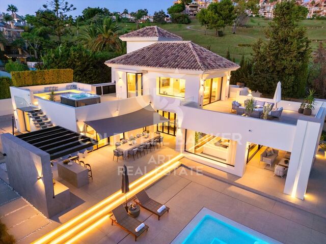 Villa contemporaine élégante au cur de Nueva Andalucía, Marbella