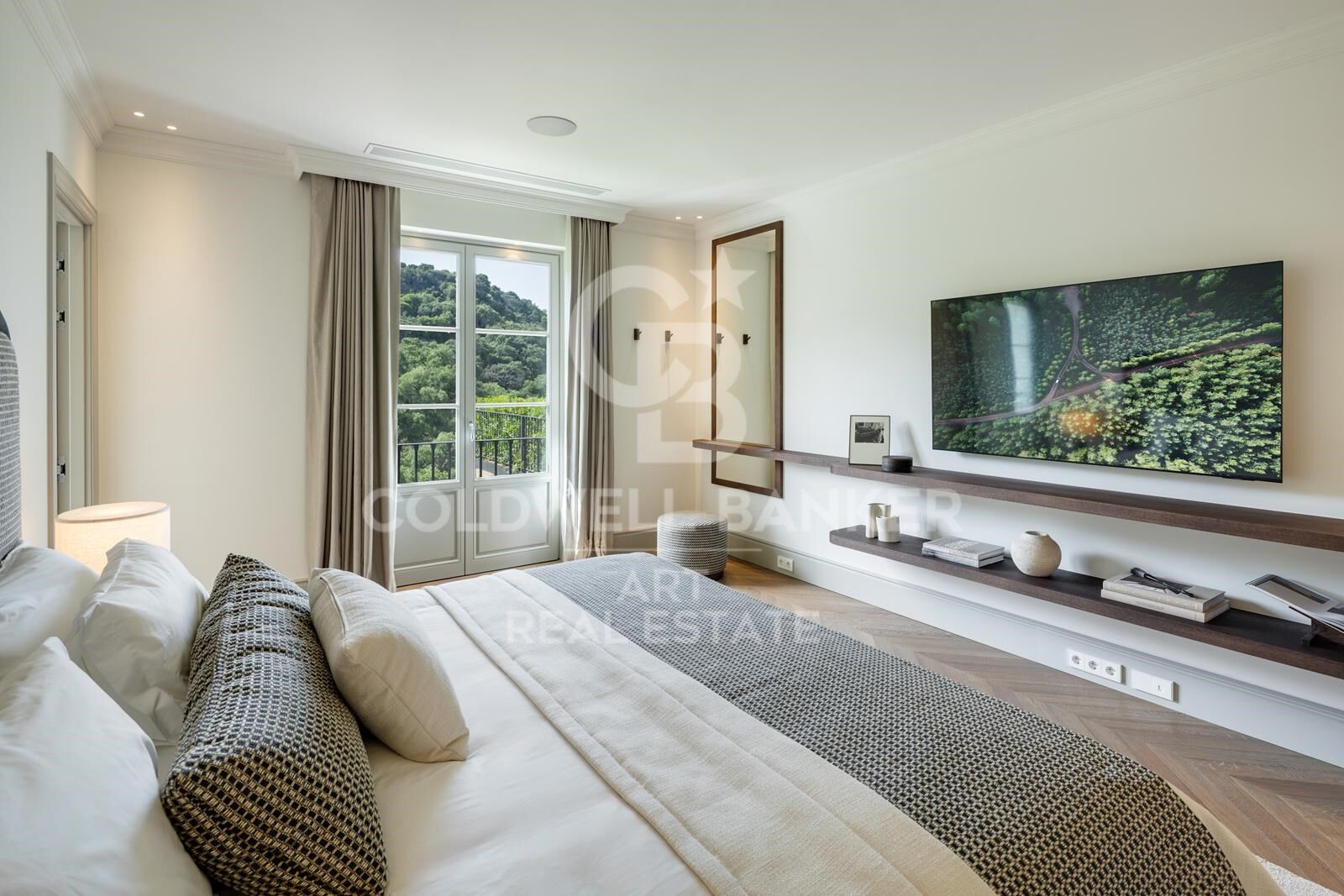 Zeitgenössische Luxusvilla in La Zagaleta, Benahavís