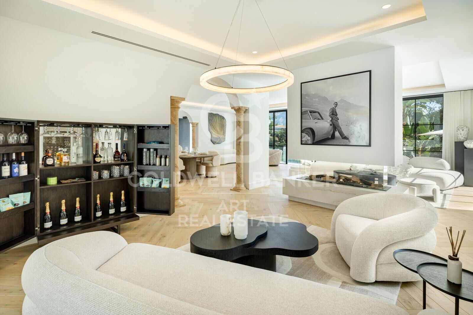 Villa contemporánea andaluza con vistas panorámicas en El Herrojo Alto, Benahavís
