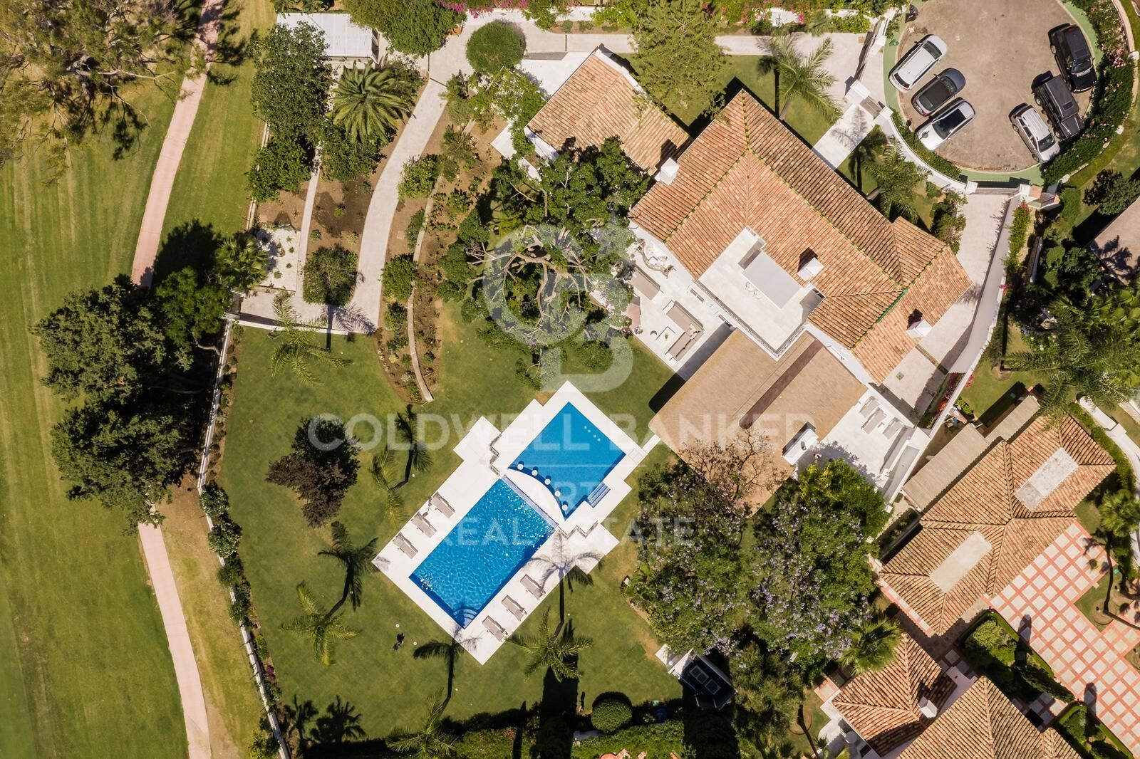 Villa élégante avec accès direct au golf à La Cerquilla, Nueva Andalucía, Marbella