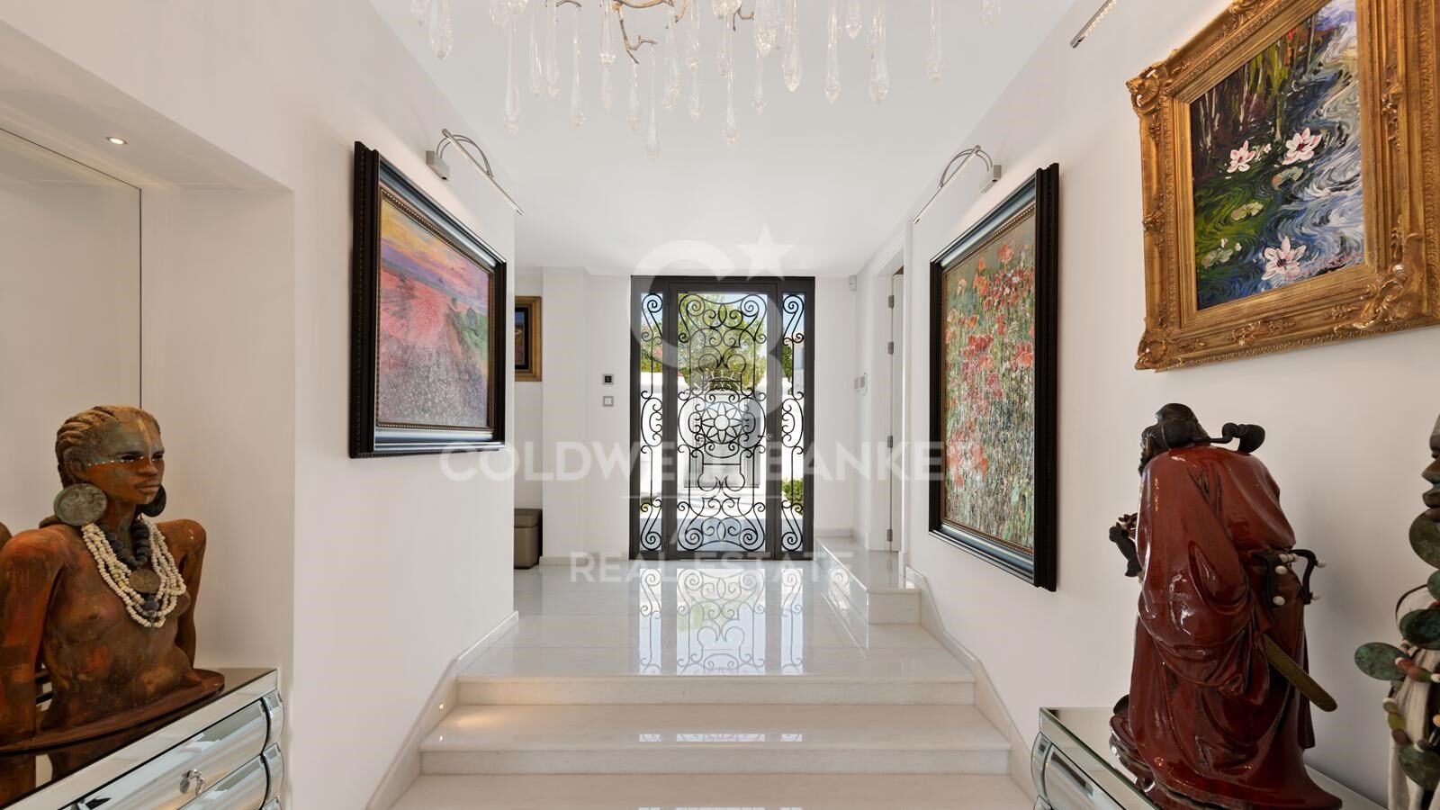 Villa élégante avec accès direct au golf à La Cerquilla, Nueva Andalucía, Marbella