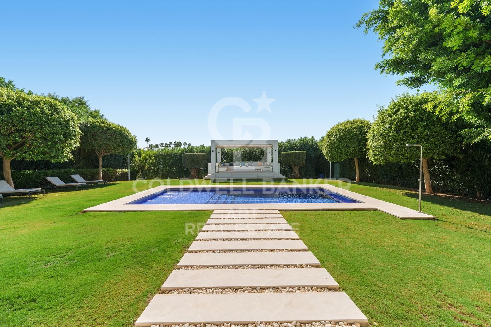 Villa contemporaine au design élégant - Nueva Andalucía, Marbella