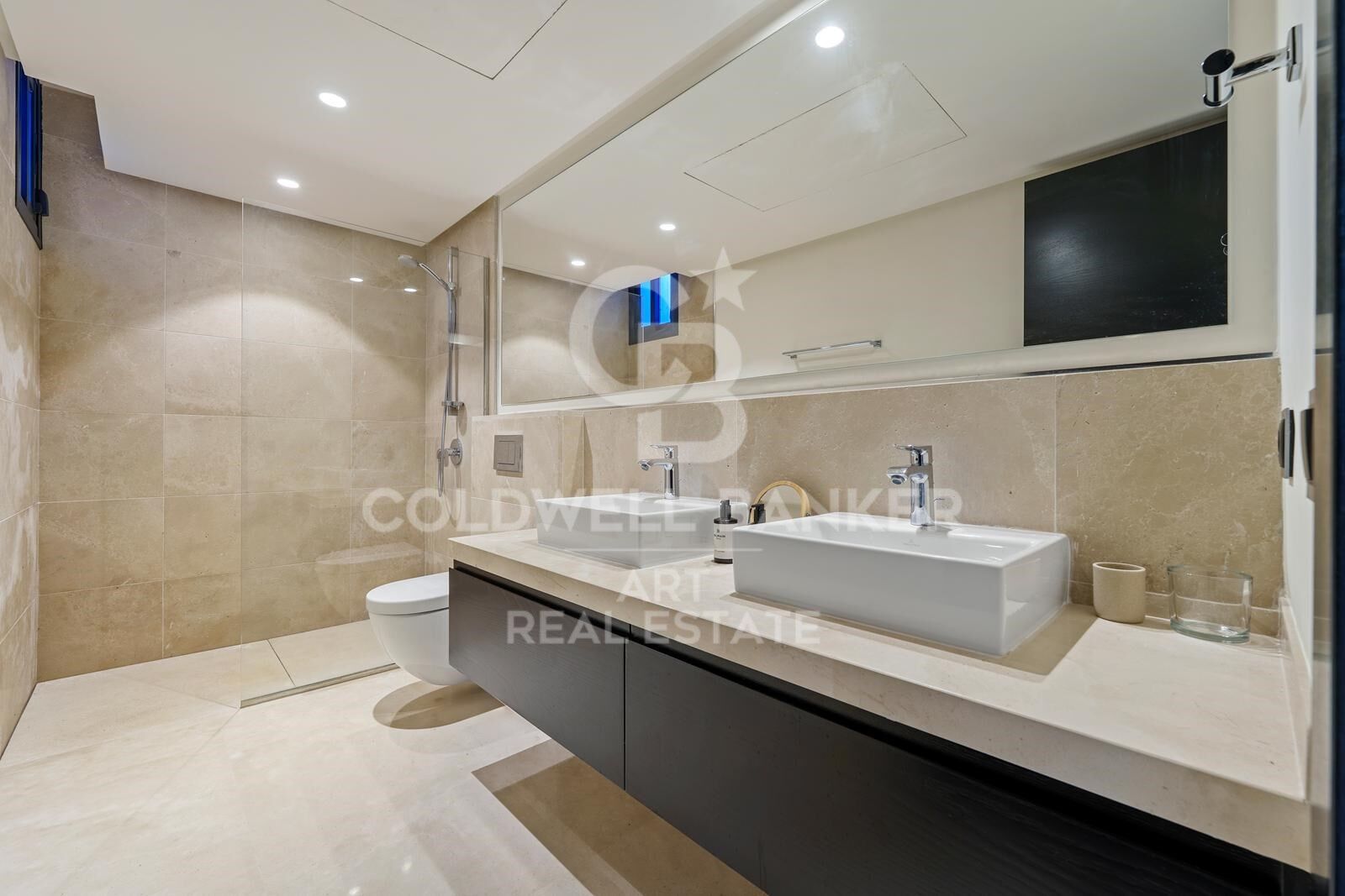 Villa contemporánea con diseño elegante - Nueva Andalucía, Marbella
