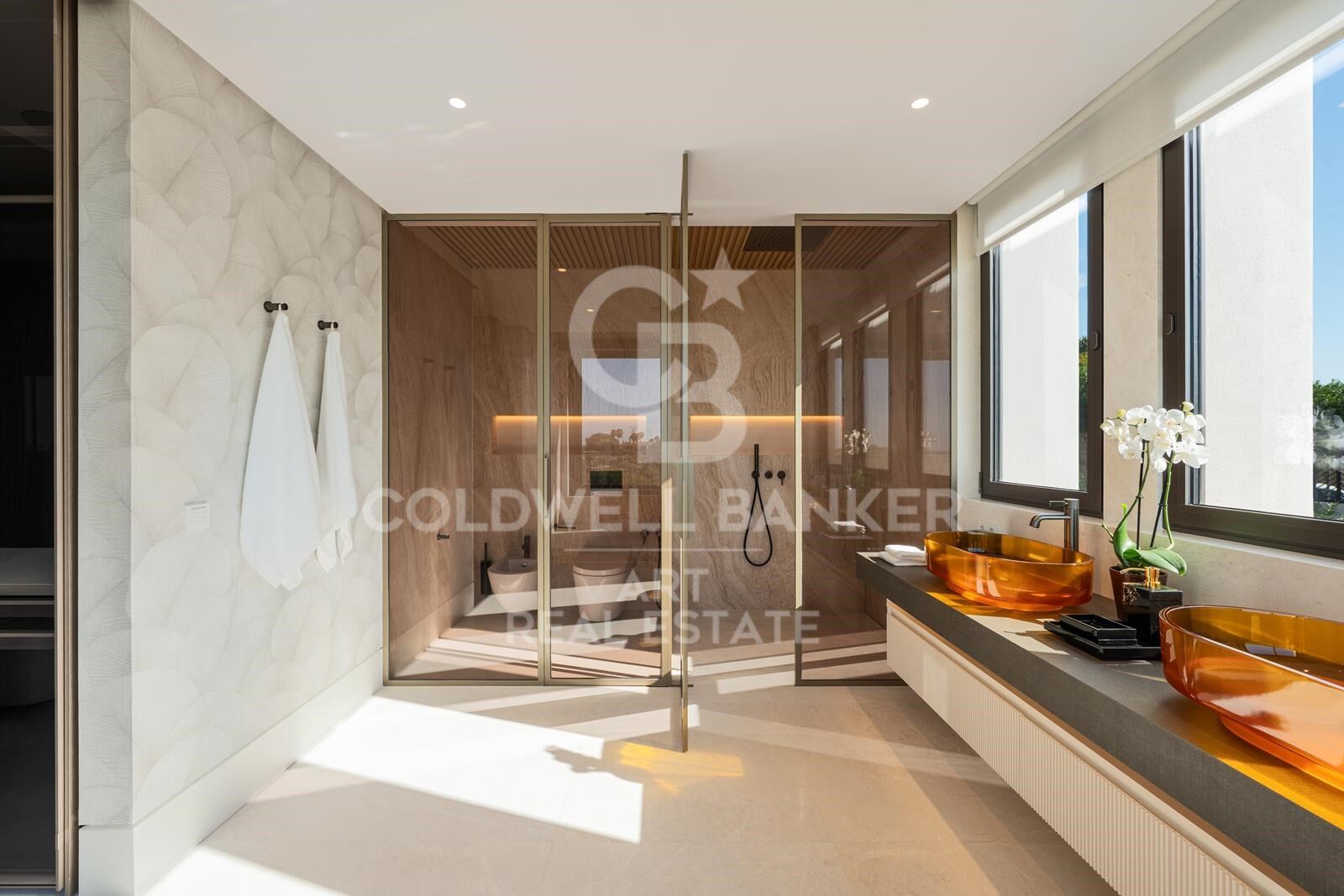 Außergewöhnliche moderne Villa mit Spa und Panoramablick - Marbella Hill Club
