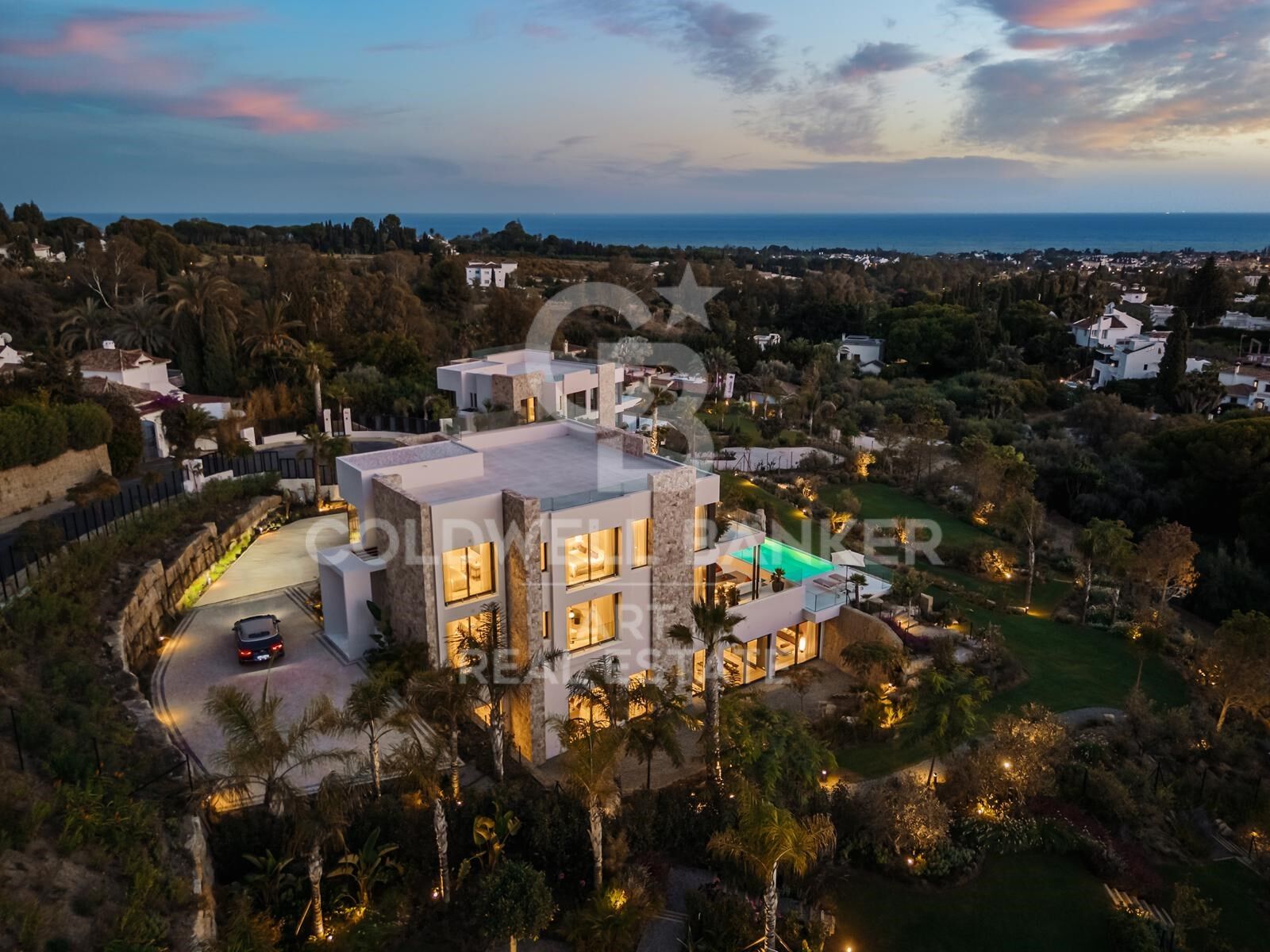 Exceptional contemporary villa with spa and panoramic views - Marbella Hill Club