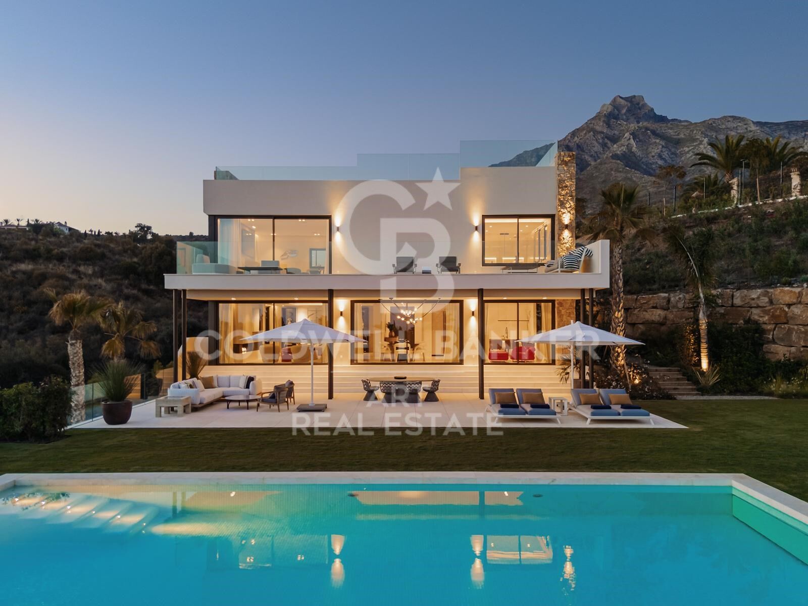 Elegante moderne Villa mit Meerblick - Marbella Hill Club, Goldene Meile